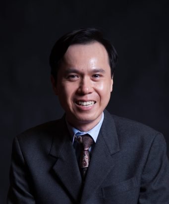 Dr. Jeremy Leong (photo)